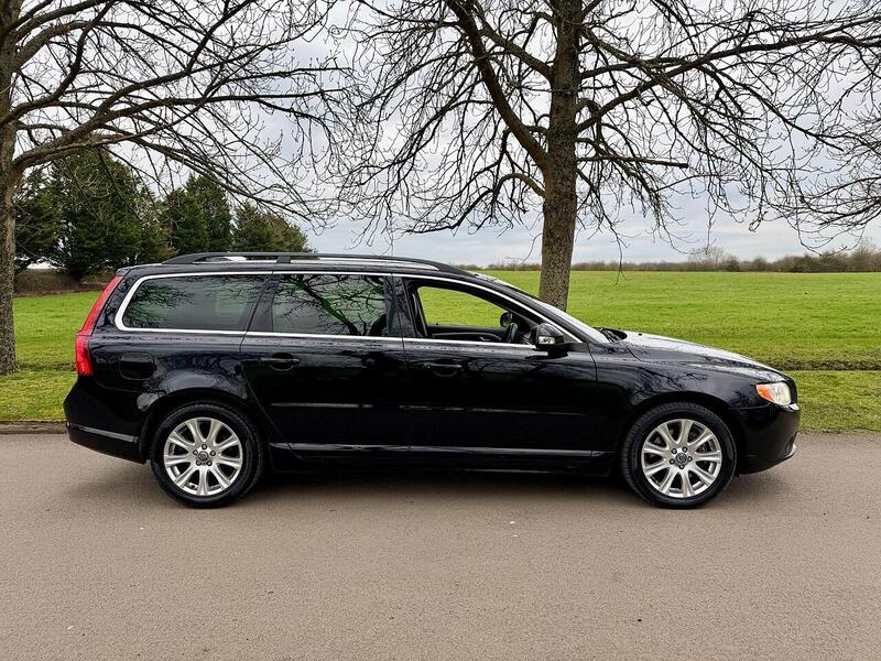 Used Volvo V70 2024 for sale - 77735205: Photo 12