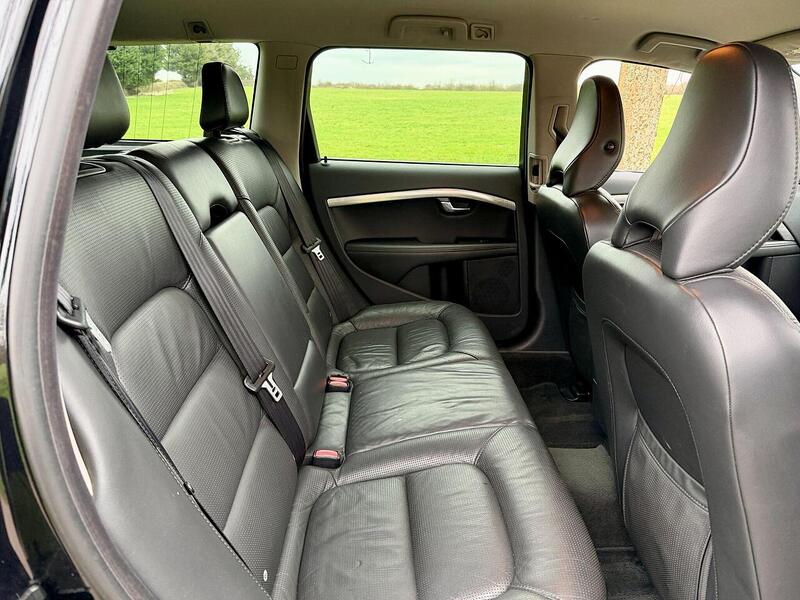 Used Volvo V70 2024 for sale - 77735205: Photo 22