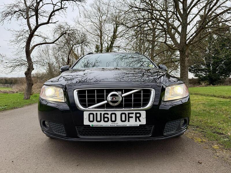 Used Volvo V70 2024 for sale - 77735205: Photo 3