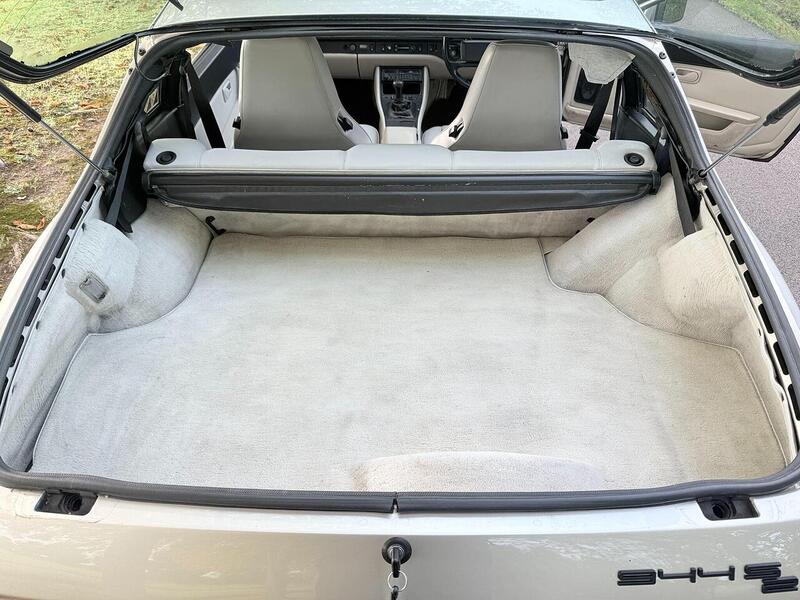 Used Porsche 944 for sale - 76863541: Photo 22