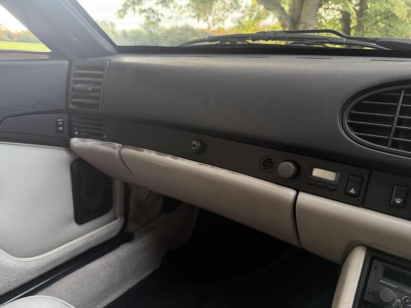 Used Porsche 944 for sale - 76863541: Photo 31