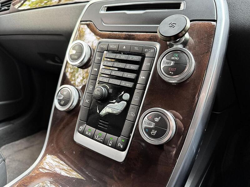 Used Volvo V70 for sale - 77264092: Photo 17