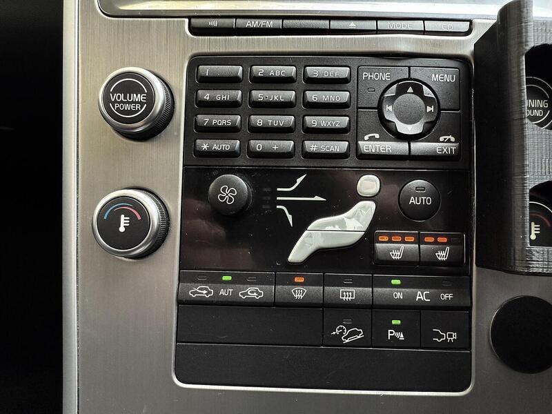 Used Volvo XC60 for sale - 77264063: Photo 32