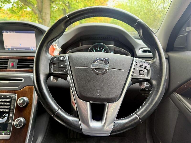 Used Volvo V70 for sale - 76386826: Photo 29