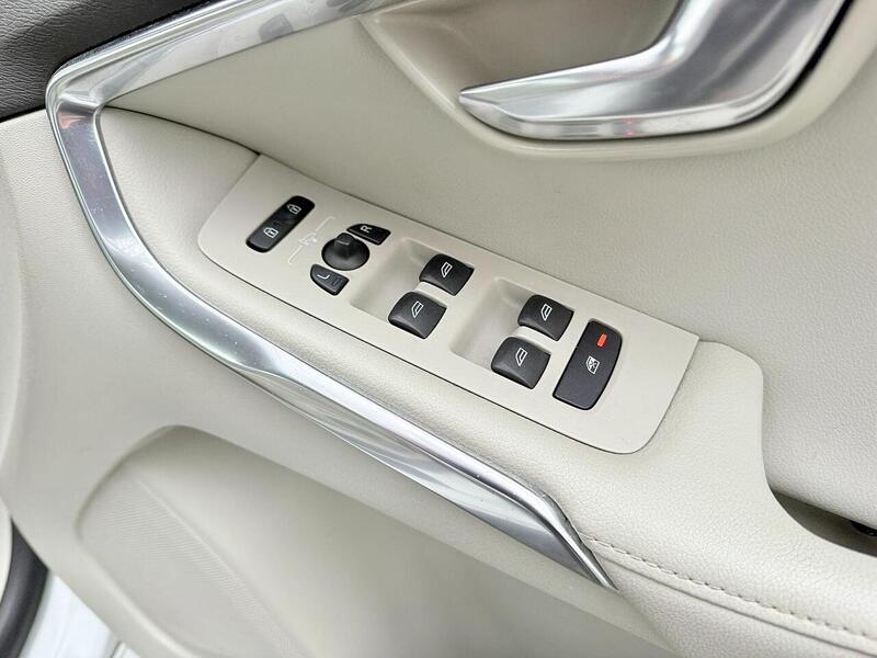 Used Volvo S40 2024 for sale - 76919777: Photo 24