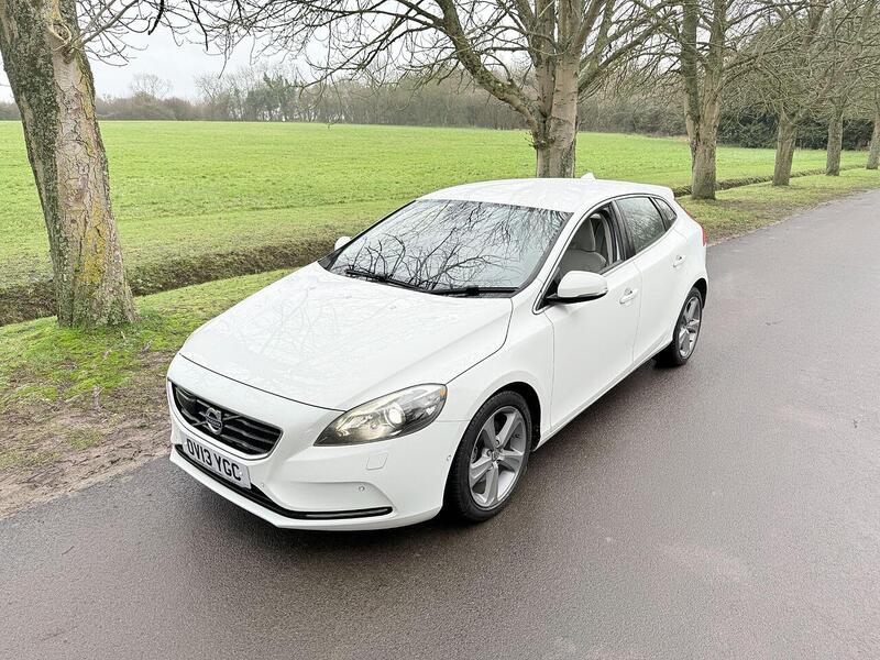 Used Volvo S40 2024 for sale - 76919777: Photo 3
