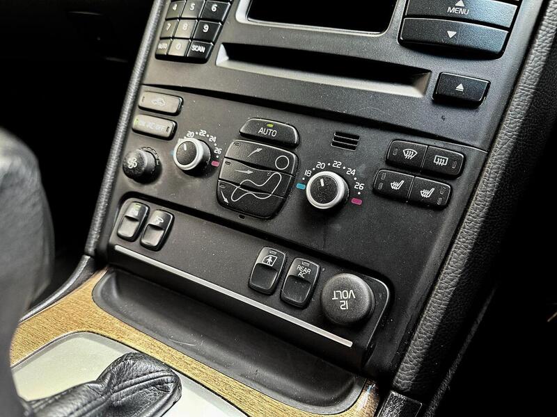 Used Volvo XC90 for sale - 76946773: Photo 33