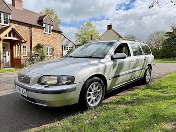 Used Volvo V70 2001 for sale - 78272958: Photo
