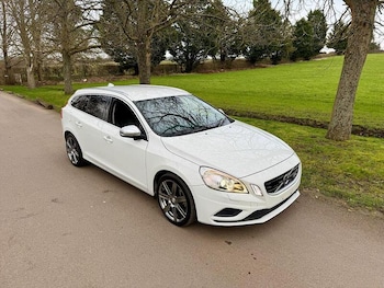 Used Volvo V60 2013 for sale - 77735204: Photo