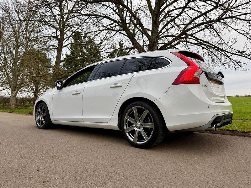 Used Volvo V60 for sale - 77735204: Photo 5