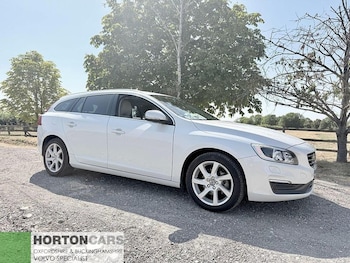 Used Volvo V60 2014 for sale - 79550316: Photo