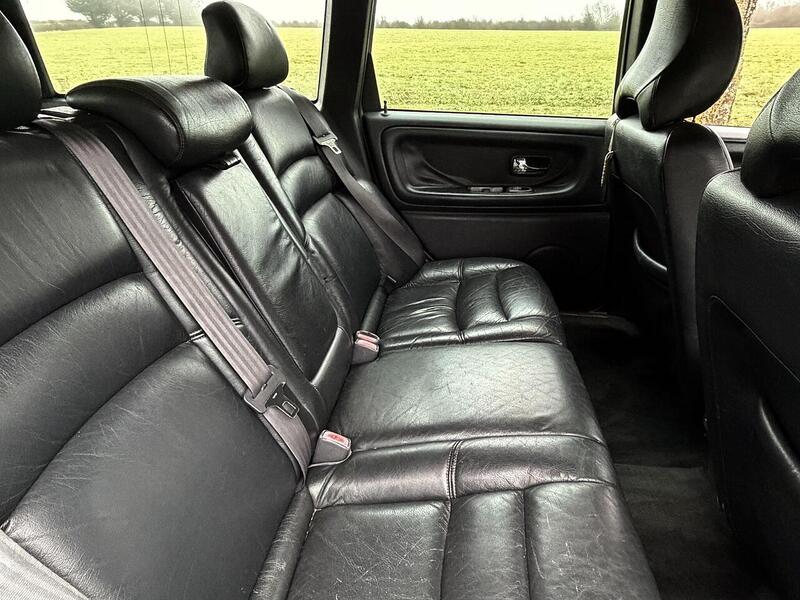 Used Volvo V70 2000 for sale - 77409088: Photo 23