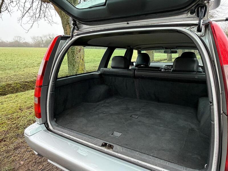 Used Volvo V70 2000 for sale - 77409088: Photo 33
