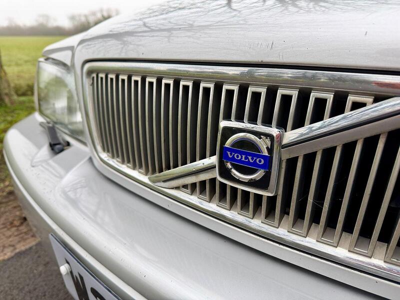 Used Volvo V70 2000 for sale - 77409088: Photo 36