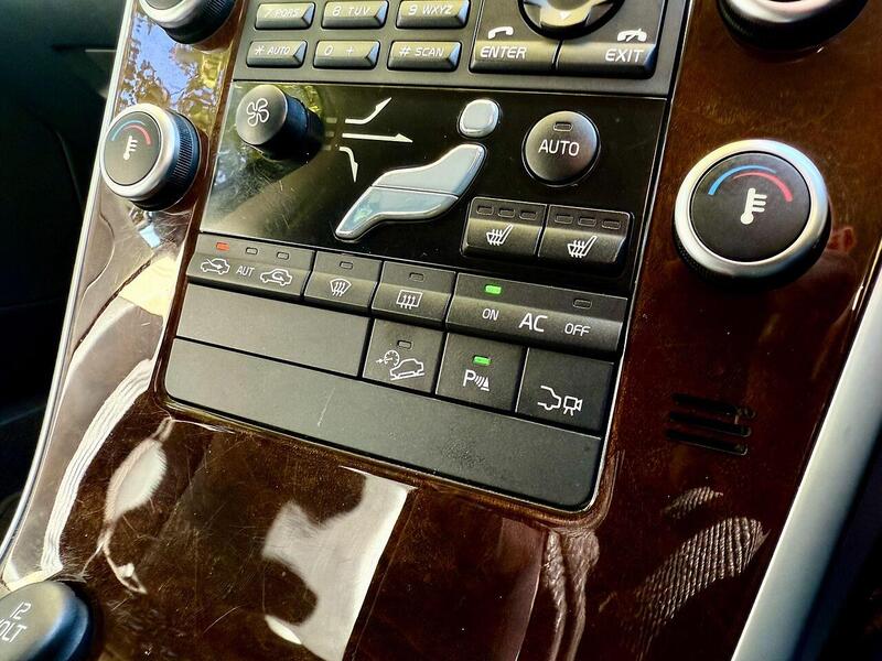 Used Volvo XC60 2025 for sale - 77264069: Photo 51