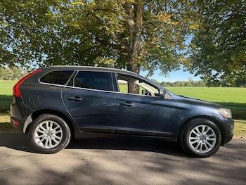 Used Volvo XC60 2010 for sale - 78710734: Photo