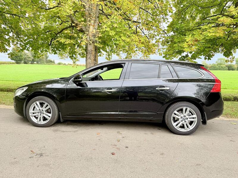 Used Volvo V60 2025 for sale - 77264071: Photo 7