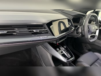 Used Audi Q4 e-tron 2024 for sale - 76272807: Photo 2