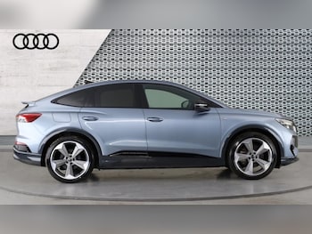 Used Audi Q4 e-tron 2024 for sale - 76272807: Photo 4