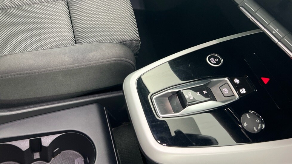 Used Audi Q4 e-tron 2022 for sale - 76552553: Photo 30