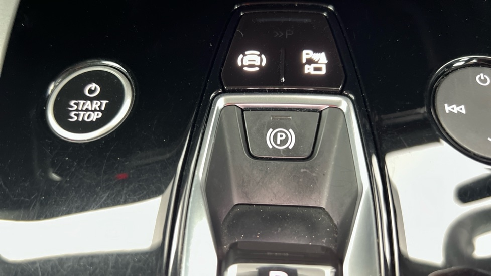 Used Audi Q4 e-tron 2022 for sale - 76552553: Photo 46