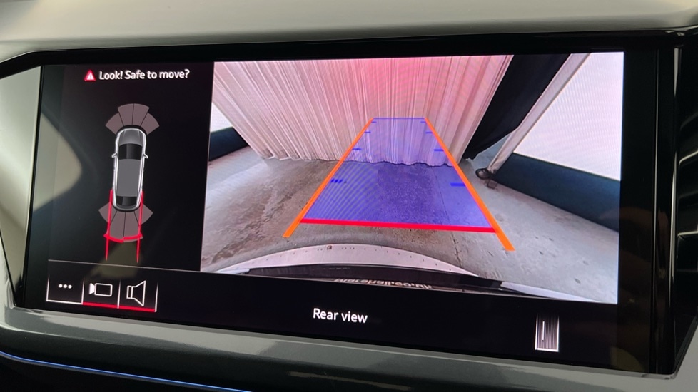 Used Audi Q4 e-tron 2024 for sale - 76873474: Photo 32