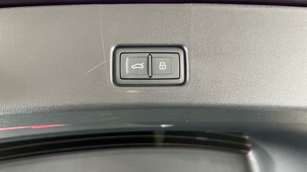 Used Audi Q4 e-tron 2024 for sale - 76873474: Photo 37