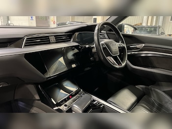 Used Audi e-tron 2021 for sale - 76868541: Photo