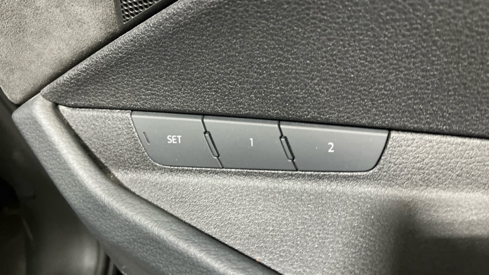 Used Audi e-tron 2021 for sale - 76868541: Photo 40