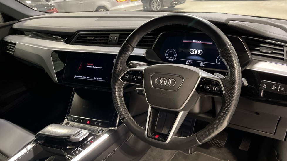 Used Audi e-tron 2021 for sale - 76868541: Photo 6