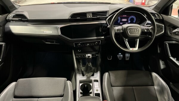 Used Audi Q3 2020 for sale - 76112090: Photo 12