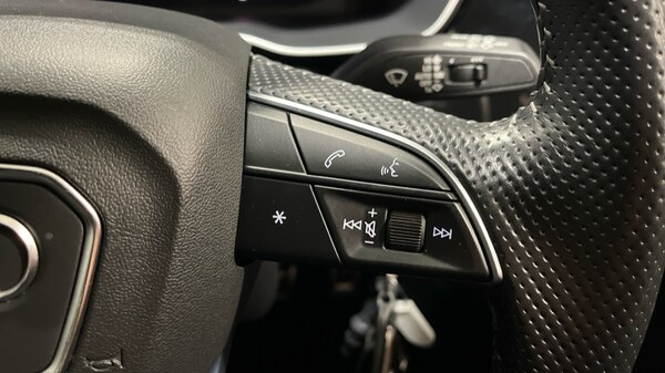 Used Audi Q3 2020 for sale - 76112090: Photo 23