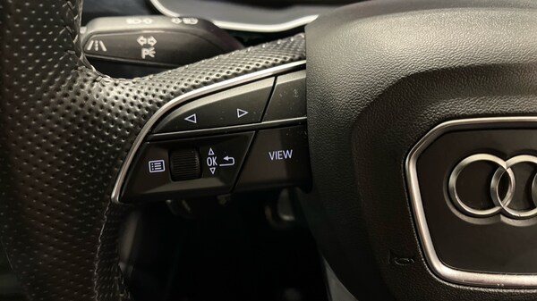 Used Audi Q3 2020 for sale - 76112090: Photo 24
