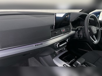 Used Audi Q5 2024 for sale - 75934621: Photo