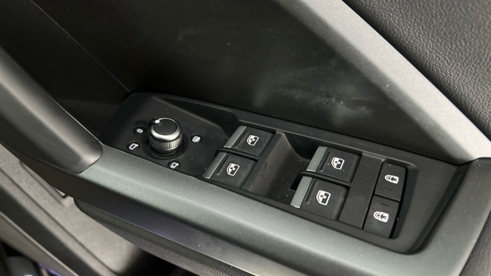 Used Audi Q3 2025 for sale - 76766352: Photo 27