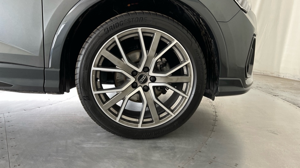 Used Audi Q3 2025 for sale - 76766352: Photo 5