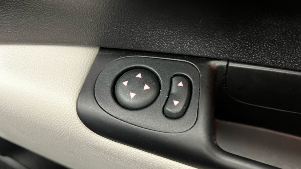 Used Fiat 500 2025 for sale - 76124573: Photo 36