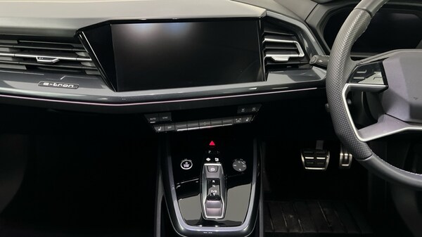 Used Audi Q4 e-tron 2024 for sale - 76261566: Photo 13