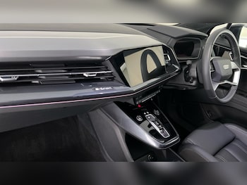Used Audi Q4 e-tron 2024 for sale - 76261566: Photo 2