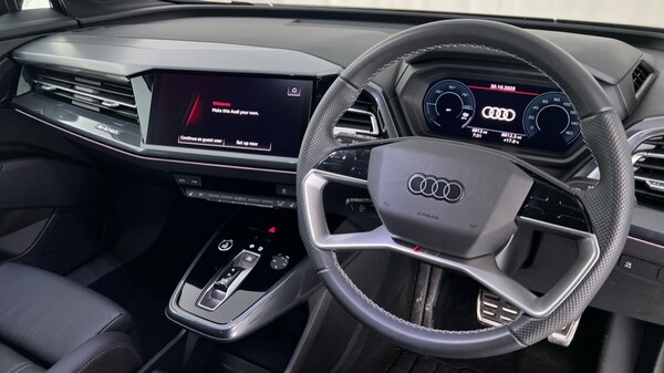 Used Audi Q4 e-tron 2024 for sale - 76261566: Photo 6