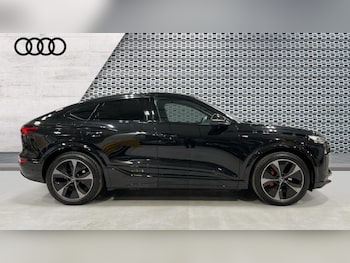 Used Audi Q6 e-tron 2025 for sale - 75636902: Photo
