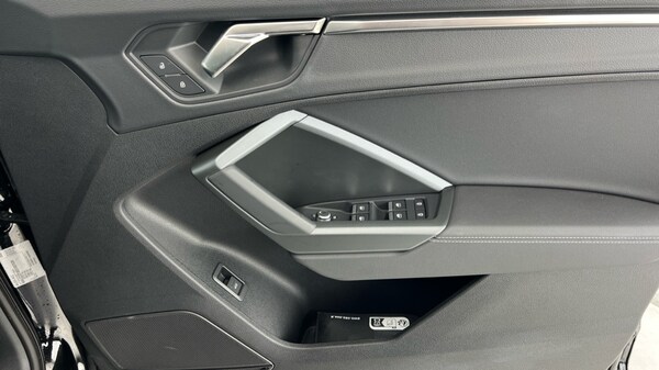 Used Audi Q3 2025 for sale - 76172300: Photo 30