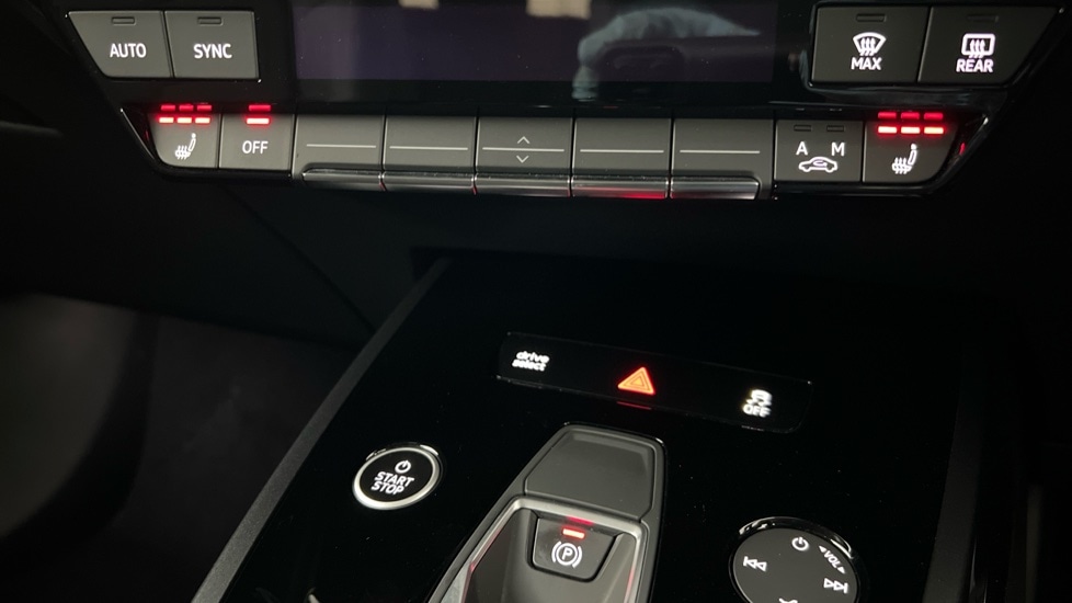 Used Audi Q4 e-tron 2023 for sale - 76871157: Photo 34