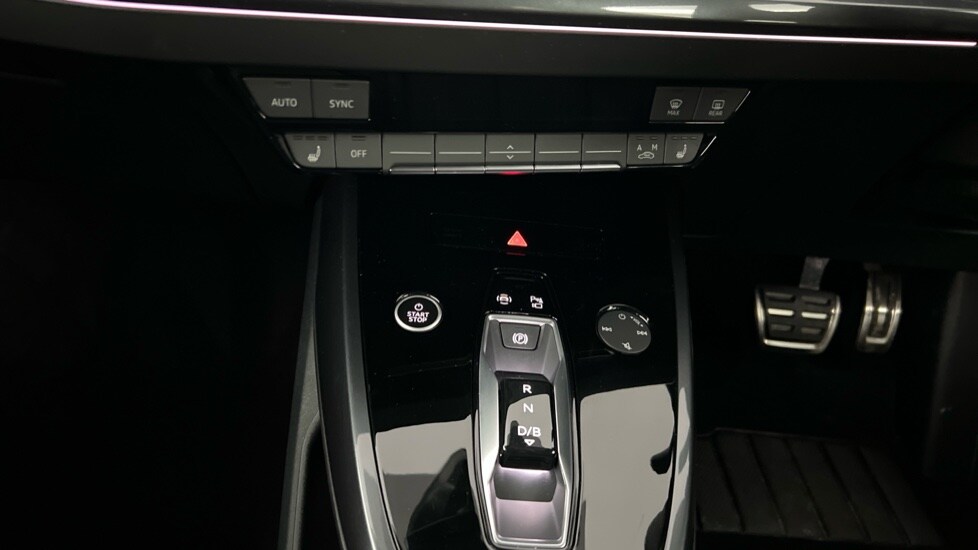 Used Audi Q4 e-tron 2025 for sale - 76873266: Photo 16