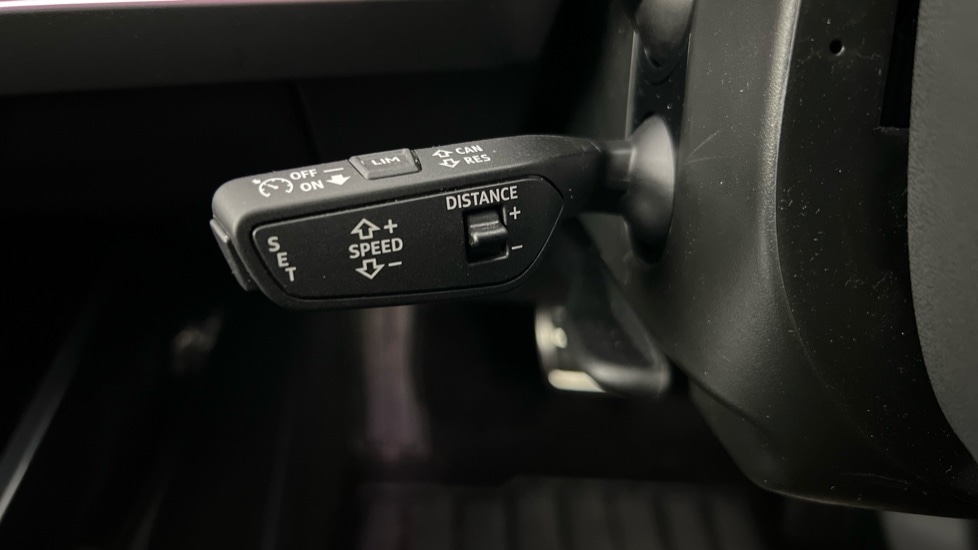 Used Audi Q4 e-tron 2025 for sale - 76873266: Photo 33