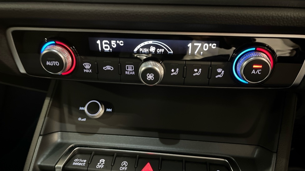 Used Audi Q3 2025 for sale - 76872523: Photo 16