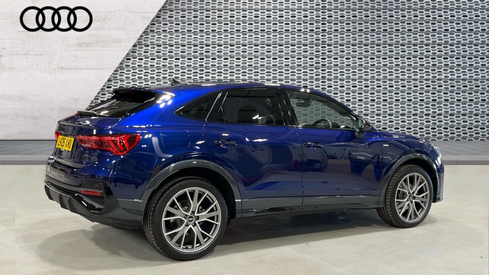 Used Audi Q3 2025 for sale - 76872523: Photo 8