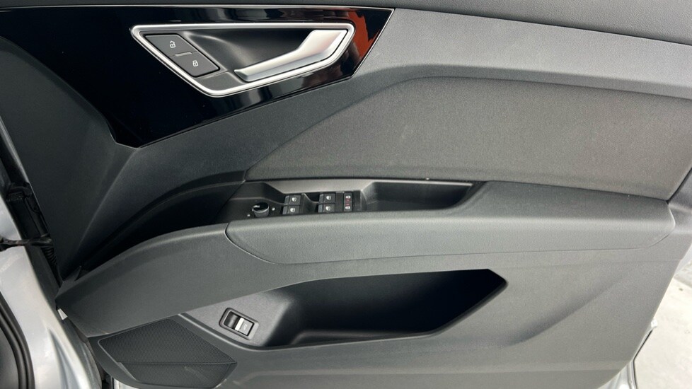 Used Audi Q4 e-tron 2021 for sale - 75852480: Photo 30