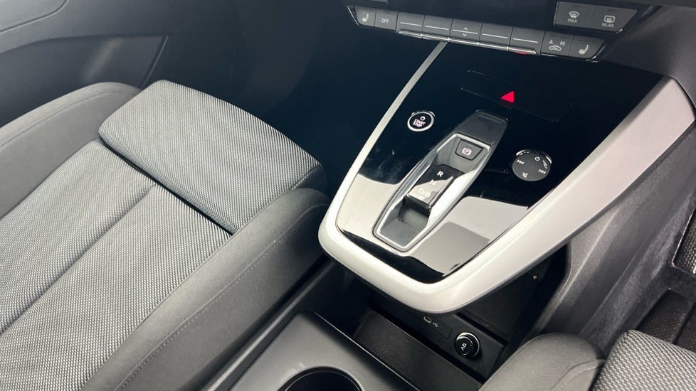 Used Audi Q4 e-tron 2021 for sale - 76563895: Photo 19