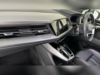 Used Audi Q4 e-tron 2022 for sale - 76533980: Photo